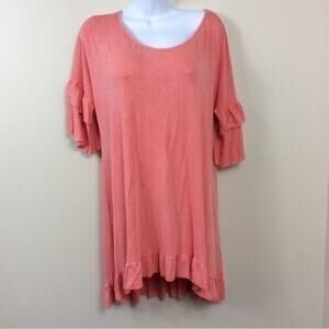Annabelle oversized ruffled flowy shirt sleeve tunic. Medium.